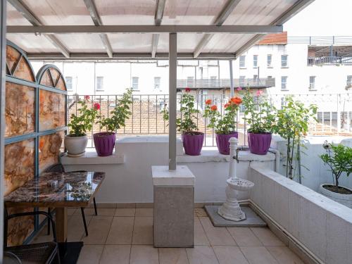 Balcony/terrace, Ragip Pasha Apartment in İstanbul Balcony/terrace, Ragip Pasha Apartment in İstanbul