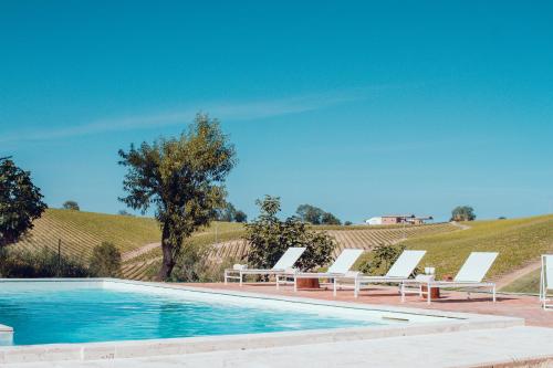 Swimming pool, Villa Roberto in Monte San Giusto Swimming pool, Villa Roberto in Monte San Giusto