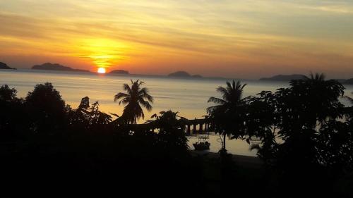 Alentours, Neeno Hut in Koh Chang Tai Alentours, Neeno Hut in Koh Chang Tai