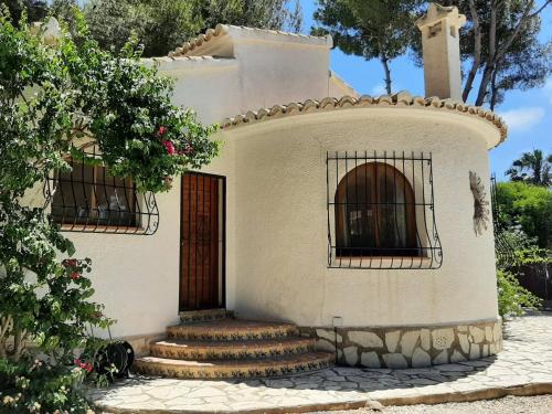 Villa Moreno with Large Private Pool in Costa Nova Villa Moreno with Large Private Pool in Costa Nova