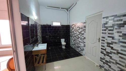 Bathroom, Jozene House in Ngaparou Bathroom, Jozene House in Ngaparou