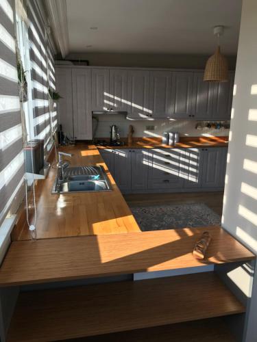 廚房, Large private villa in 伊斯坦堡 廚房, Large private villa in 伊斯坦堡