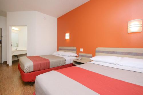 Motel 6-Colchester, VT - Burlington - image 2