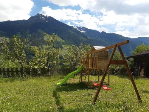สนามเด็กเล่น, Ferienwohnung - Schmirnerhof in บรันด์แบร์ก สนามเด็กเล่น, Ferienwohnung - Schmirnerhof in บรันด์แบร์ก