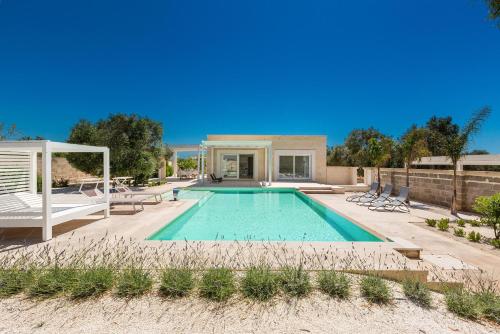 Villa Il Suono del Mare by BarbarHouse