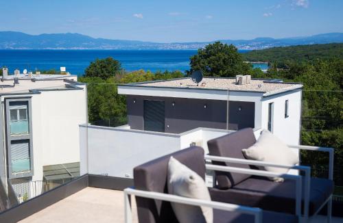 ระเบียง/ชานเรือน, Apartments Sol in ยิวิเซ ระเบียง/ชานเรือน, Apartments Sol in ยิวิเซ