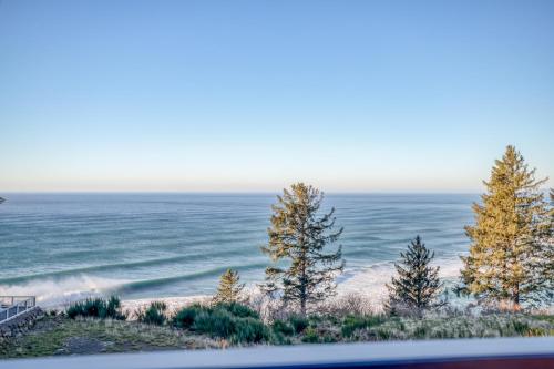 Neskowin South Beach Home - Meredith Lodging in 蒂拉穆克 Neskowin South Beach Home - Meredith Lodging in 蒂拉穆克