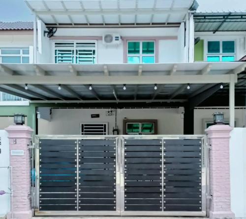 Rosnah Homestay in Durian Tunggal Rosnah Homestay in Durian Tunggal