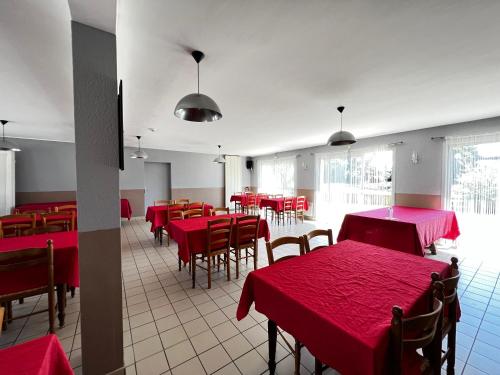 Eten en drinken, Hotel Les Montois in Ducey Eten en drinken, Hotel Les Montois in Ducey