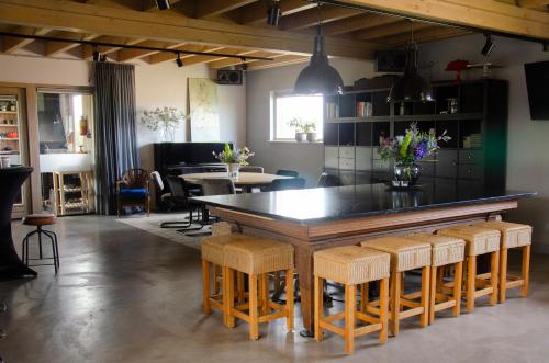 Közös társalgó / TV, Bed and Breakfast Bedstay op 8 in Verspreide huizen Dalen Közös társalgó / TV, Bed and Breakfast Bedstay op 8 in Verspreide huizen Dalen