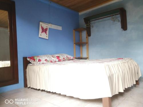 Casita Tangara con balcon y agua caliente in Drake Bay Casita Tangara con balcon y agua caliente in Drake Bay