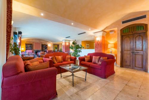 Lobby, Hotel Borgo Di Cortefreda - Place of Charme in Tavarnelle in Val di Pesa Lobby, Hotel Borgo Di Cortefreda - Place of Charme in Tavarnelle in Val di Pesa