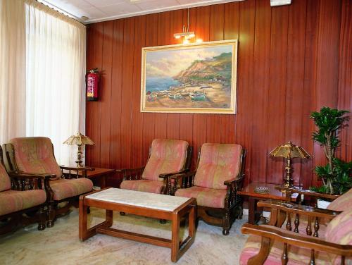 حانة/استراحة, HOTEL CONTINENTAL in كوستا برافا ي ماريسمى حانة/استراحة, HOTEL CONTINENTAL in كوستا برافا ي ماريسمى