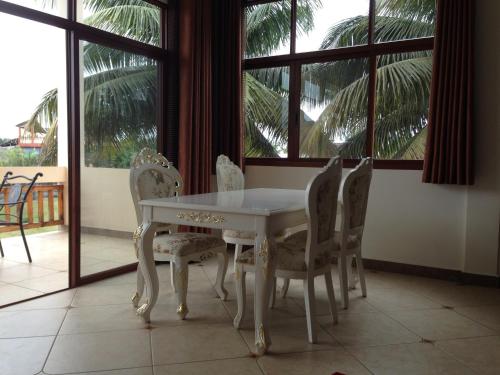 Seadmed, Victoria Beach Hotel in Toamasina Seadmed, Victoria Beach Hotel in Toamasina