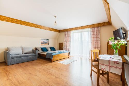 Pokoje Gościnne Pod Łosiówkami (Pokoje Goscinne Pod Losiowkami) in Poronin Pokoje Gościnne Pod Łosiówkami (Pokoje Goscinne Pod Losiowkami) in Poronin