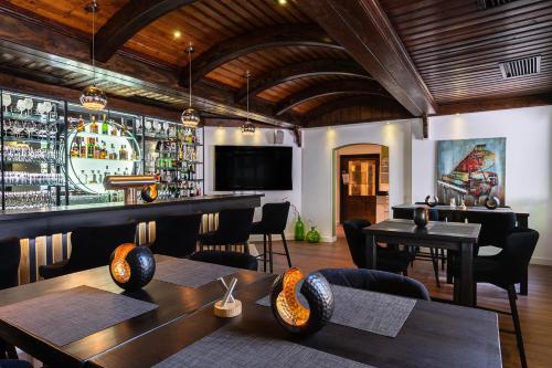 Bar/ Salón, Hotel Frechener Hof in Frechen Bar/ Salón, Hotel Frechener Hof in Frechen