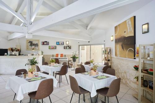 مطعم, Hotel Le Rodin in مركز مدينة آرل مطعم, Hotel Le Rodin in مركز مدينة آرل