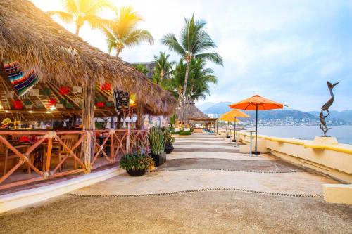 Terraza/balcón, Las Palmas by the Sea All Inclusive in Puerto Vallarta Waterfront Terraza/balcón, Las Palmas by the Sea All Inclusive in Puerto Vallarta Waterfront