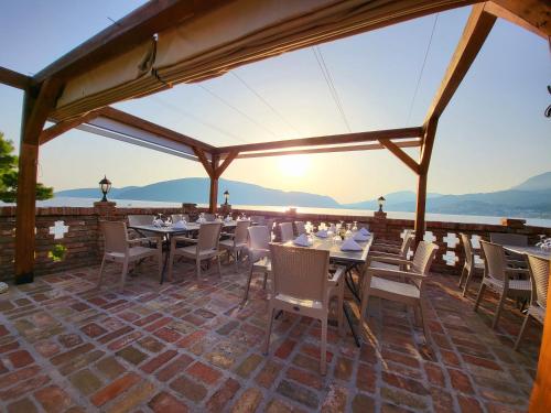 Balcony/terrace, Forte Rose Hotel in Rose Balcony/terrace, Forte Rose Hotel in Rose