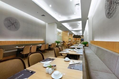 Restaurant, Grand Tan Banjarmasin Hotel & Convention Center in Banjarmasin Restaurant, Grand Tan Banjarmasin Hotel & Convention Center in Banjarmasin