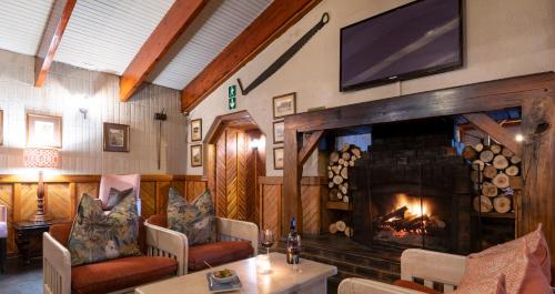 Bar/ Salón, ANEW Resort Ingeli Forest Kokstad in Kokstad Bar/ Salón, ANEW Resort Ingeli Forest Kokstad in Kokstad