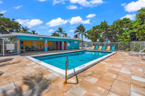 Swimming pool, Coconut Cay Resort in Marathon (FL) Swimming pool, Coconut Cay Resort in Marathon (FL)
