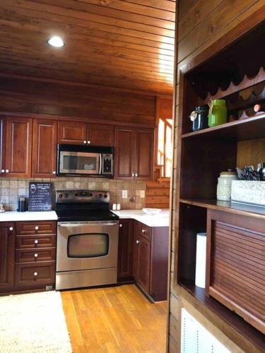Country vacation home in Hillsville Country vacation home in Hillsville