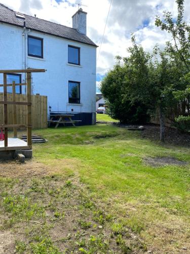 No 5 Newly refurbished 4 bedroom house in Cononbridge No 5 Newly refurbished 4 bedroom house in Cononbridge