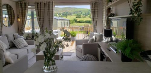 Beautiful 2-Bed Lodge Ribble Valley Clitheroe in Clitheroe Beautiful 2-Bed Lodge Ribble Valley Clitheroe in Clitheroe