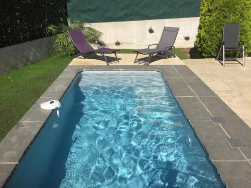 View, Villa L'Adret et sa piscine in Antibes View, Villa L'Adret et sa piscine in Antibes