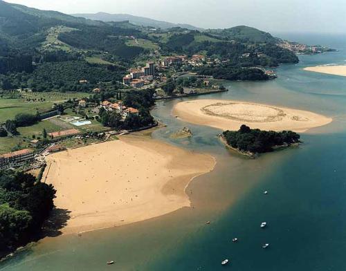 A szálláshely kívülről, URDAIBAI HOME, cerca de la playa in Busturia A szálláshely kívülről, URDAIBAI HOME, cerca de la playa in Busturia