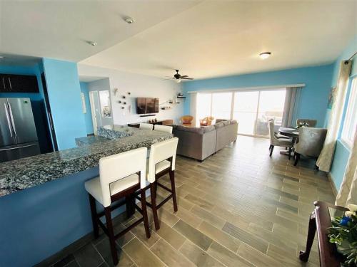 Beautiful Condo La Joya - Near Beach with Views in Las Conchas Beautiful Condo La Joya - Near Beach with Views in Las Conchas