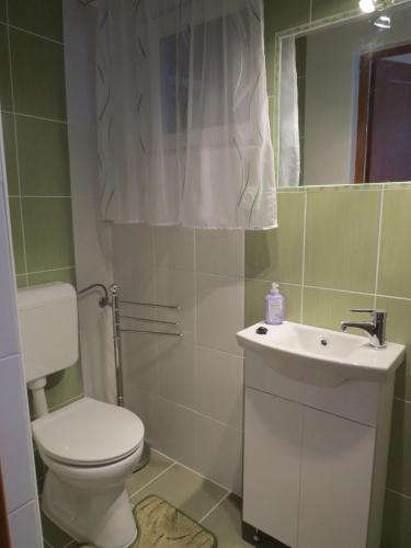 Łazienka, Galagonyas apartman in Eger Łazienka, Galagonyas apartman in Eger