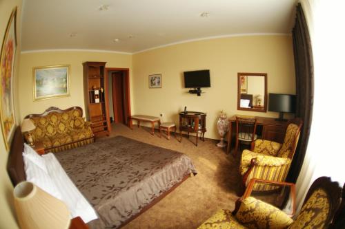 This photo about Restoranno-Gostinichny Kompleks Chernyshevoy shared on HyHotel.com