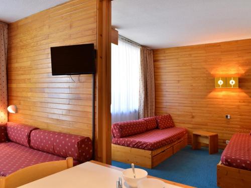 Studio divisible au cœur de la station avec balcon, animaux admis - FR-1-181-2095 in La Plagne Studio divisible au cœur de la station avec balcon, animaux admis - FR-1-181-2095 in La Plagne