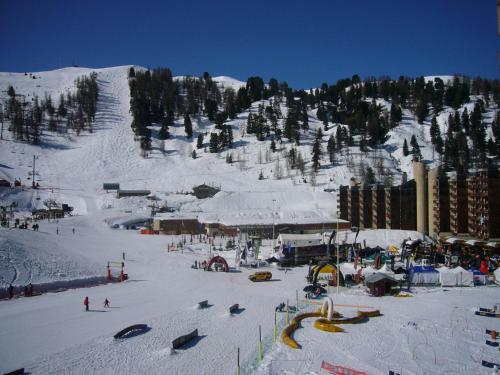 Studio divisible au cœur de la station avec balcon, animaux admis - FR-1-181-2095 in La Plagne Studio divisible au cœur de la station avec balcon, animaux admis - FR-1-181-2095 in La Plagne