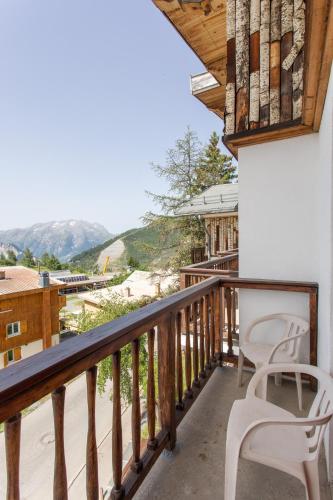 Erkély/terasz, Hotel le Chamois in L'Alpe d'Huez Erkély/terasz, Hotel le Chamois in L'Alpe d'Huez