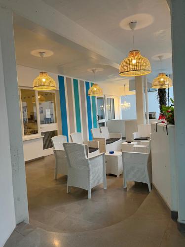 Pub/Lounge, Hotel Amalfi & Dépendance (Hotel Amalfi & Dependance) in Lignano Sabbiadoro Pub/Lounge, Hotel Amalfi & Dépendance (Hotel Amalfi & Dependance) in Lignano Sabbiadoro