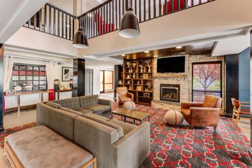 ردهة, The Crossroads Hotel - Newburgh in نيوبورجه ردهة, The Crossroads Hotel - Newburgh in نيوبورجه