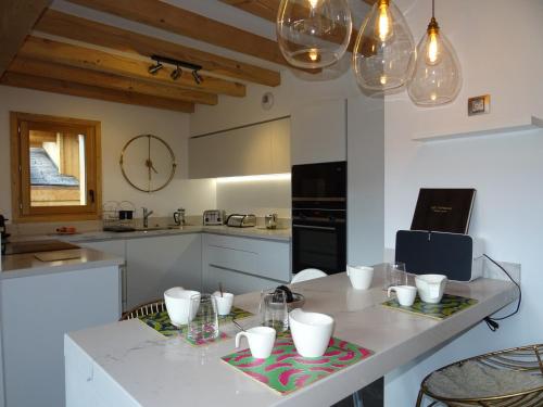 Chalet avec jacuzzi, sauna, acces direct aux pistes et Wifi - FR-1-344-744 in Villarencel Chalet avec jacuzzi, sauna, acces direct aux pistes et Wifi - FR-1-344-744 in Villarencel
