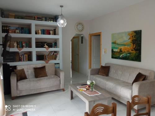 Erholungseinrichtungen, BELLA-CAZA in Komotini Erholungseinrichtungen, BELLA-CAZA in Komotini