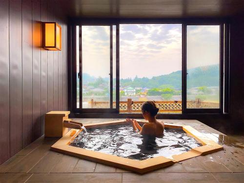 Hot spring bath, Kameyama Onsen Hotel in Kimitsu Hot spring bath, Kameyama Onsen Hotel in Kimitsu