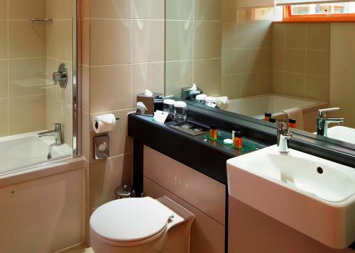 This photo about College Court Hotel shared on HyHotel.com