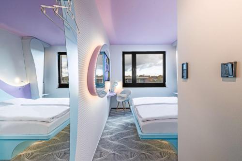 ibis Rostock am Stadthafen in โครเพลีเนอร์ ทอร์ ฟอร์สตัดท์ ibis Rostock am Stadthafen in โครเพลีเนอร์ ทอร์ ฟอร์สตัดท์