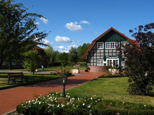A szálláshely kívülről, Schloss Herrenstein in Gerswalde OT Herrenstein A szálláshely kívülről, Schloss Herrenstein in Gerswalde OT Herrenstein