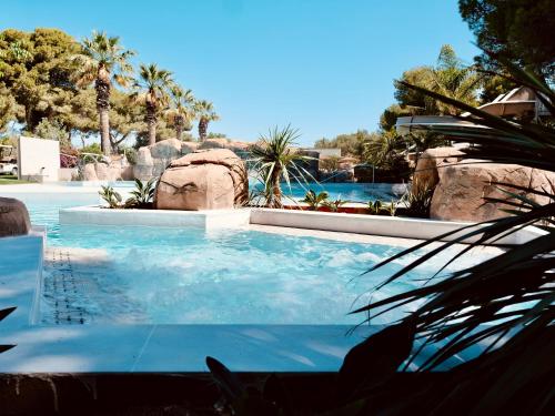 Úszómedence, HolaCamp Sitges Garrofer in Sitges Városközpont Úszómedence, HolaCamp Sitges Garrofer in Sitges Városközpont