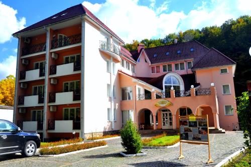 This photo about Sonyachna Polyana shared on HyHotel.com