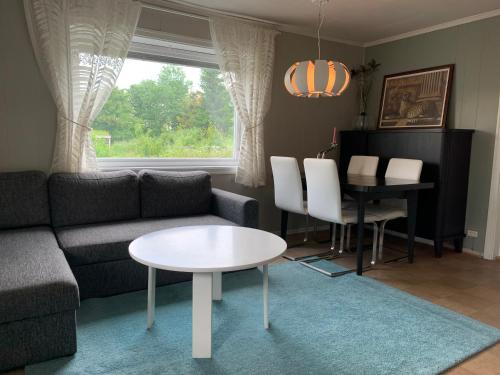 Facilities, 3 room apartment incl balcony, WiFi, TV, garden- and parking access in Trondheim Facilities, 3 room apartment incl balcony, WiFi, TV, garden- and parking access in Trondheim