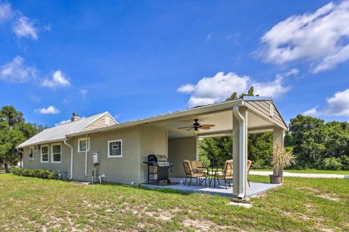 Quiet Pomona Park Rural Home Near St Johns River! in East Palatka (FL) Quiet Pomona Park Rural Home Near St Johns River! in East Palatka (FL)