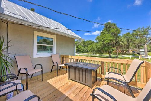Quiet Pomona Park Rural Home Near St Johns River! in East Palatka (FL) Quiet Pomona Park Rural Home Near St Johns River! in East Palatka (FL)
